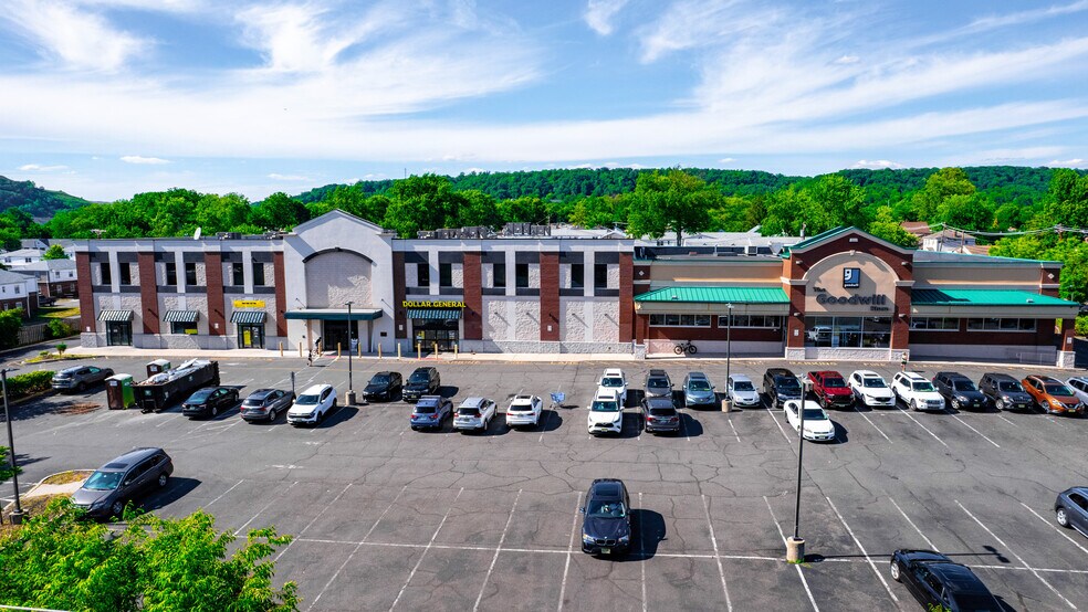 509-513 W Union Ave, Bound Brook, NJ à vendre - Photo de l’immeuble – Image 2 sur 10