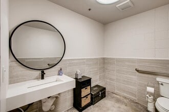 2100 Double Creek Dr, Round Rock, TX à louer Photo intérieure– Image 2 sur 3