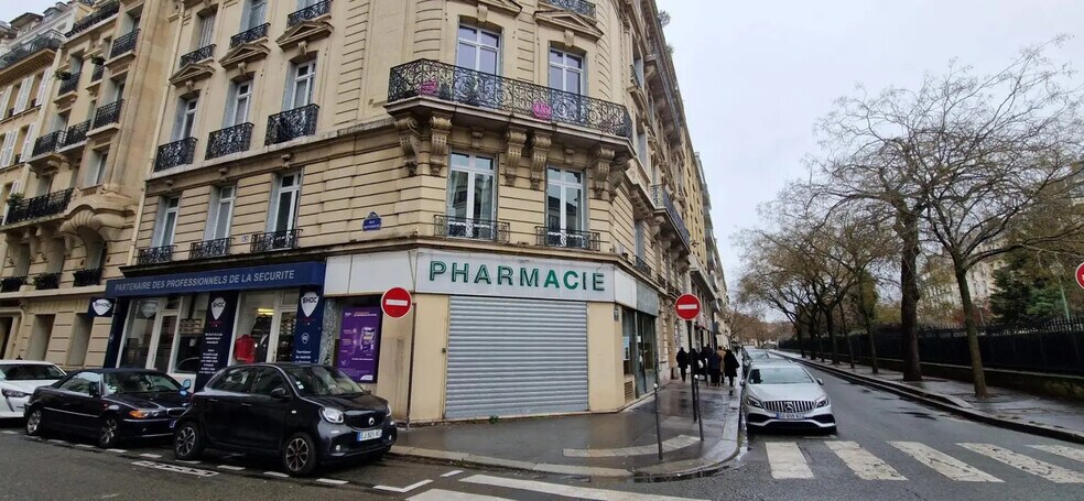 Local commercial dans Paris à louer - Photo de l’immeuble – Image 1 sur 22