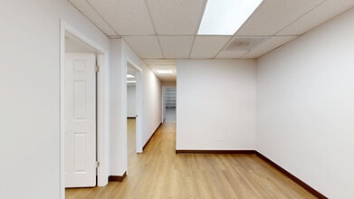 3443-3479 Parkway Center Ct, Orlando, FL à louer Numérisation 3D Matterport– Image 1 sur 8