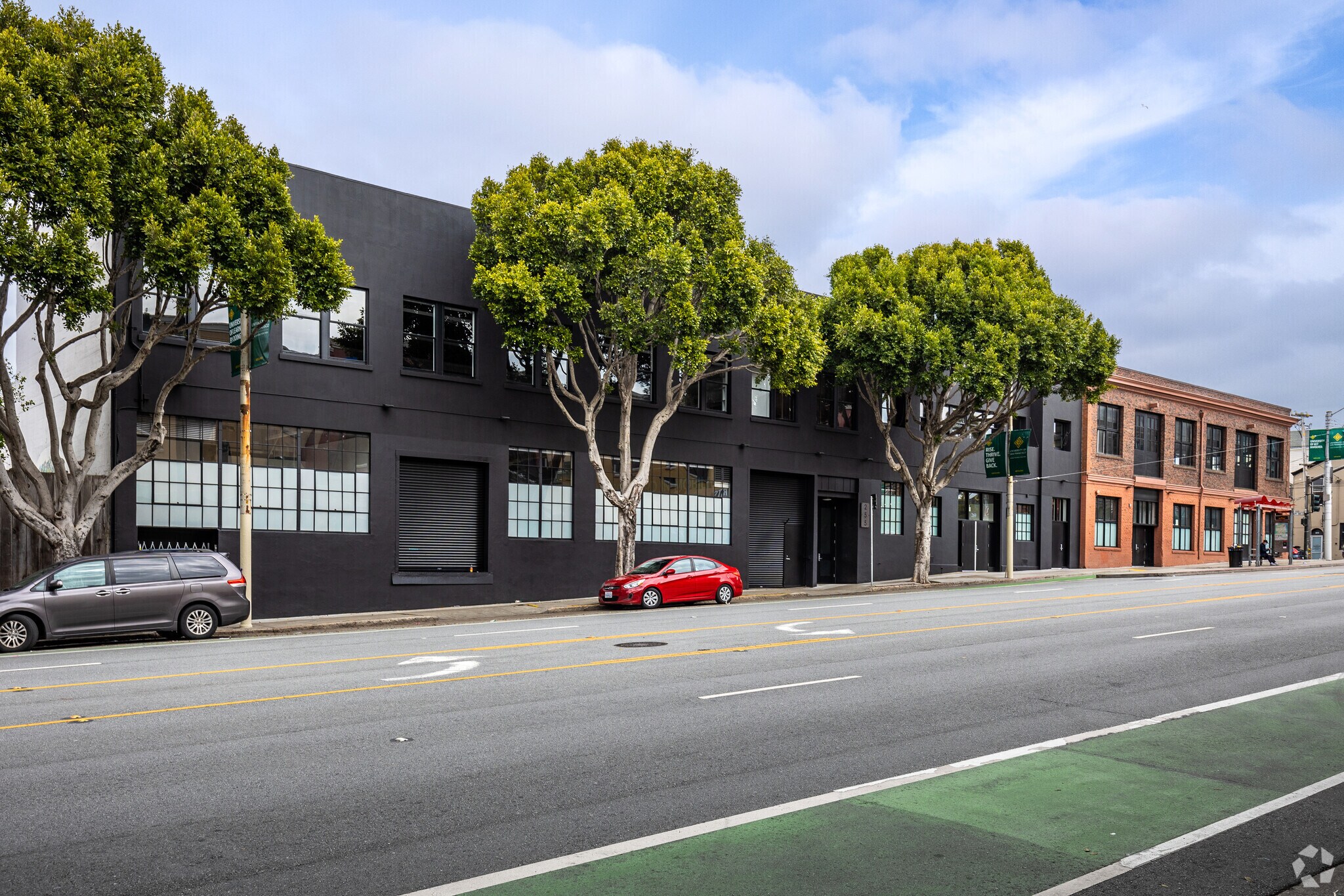 255 Potrero Ave, San Francisco, CA à louer Photo de l’immeuble– Image 1 sur 39