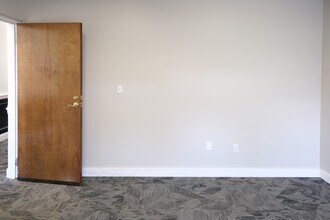 1990 Augusta St, Greenville, SC à louer Photo intérieure– Image 2 sur 2