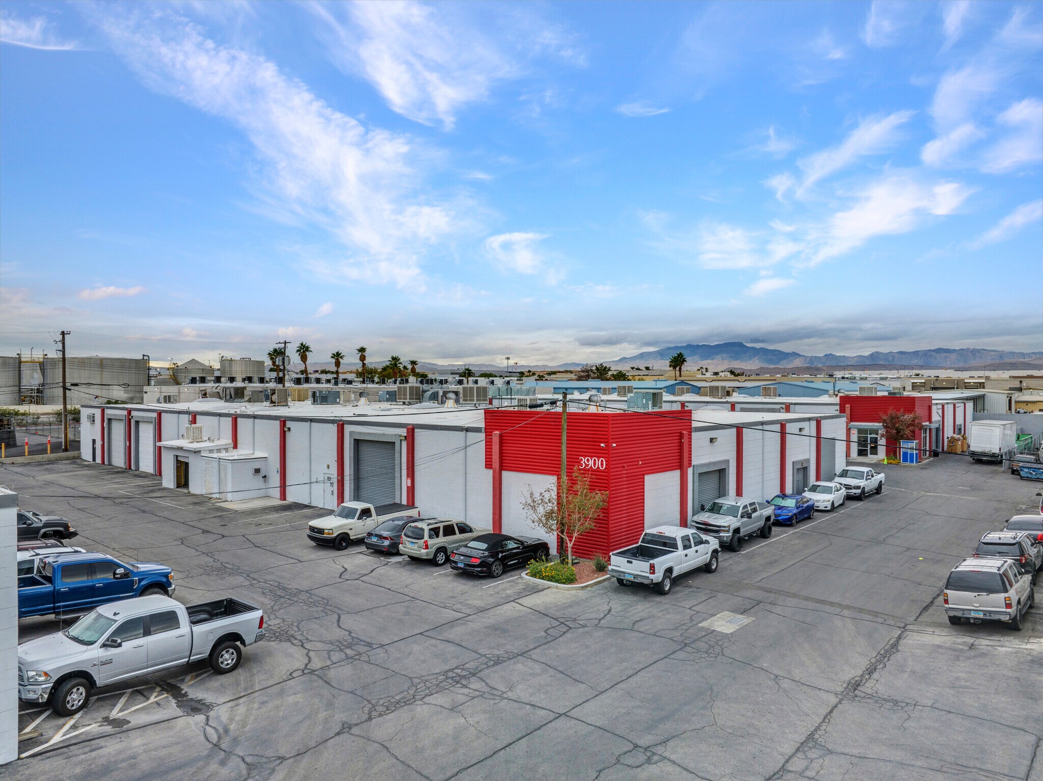 3900 W Ponderosa Way, Las Vegas, NV à vendre Photo de l’immeuble– Image 1 sur 4