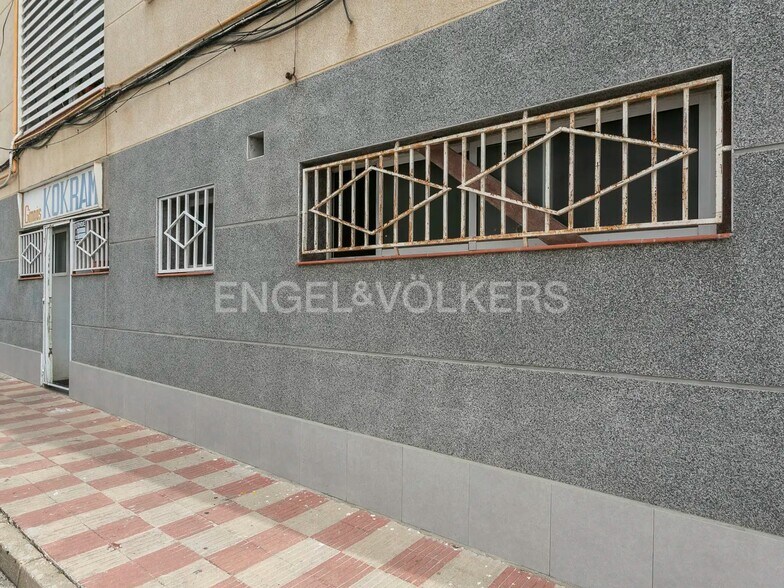 View Photo