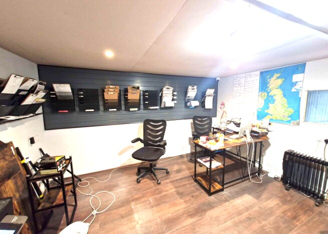 Cherry Tree Rd, Doncaster à louer Photo intérieure– Image 1 sur 3