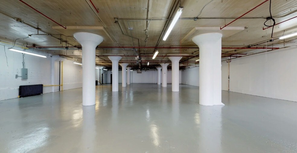 184-10-184-60 Jamaica Ave, Jamaica, NY à louer - Numérisation 3D Matterport – Image 3 sur 16