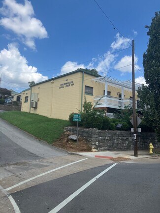 Plus de détails pour 301 Frazier Ave, Chattanooga, TN - Bureau à vendre