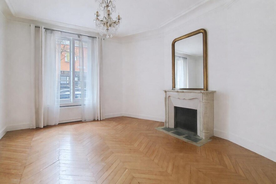 Bureau dans Paris à vendre - Photo de l’immeuble – Image 1 sur 5