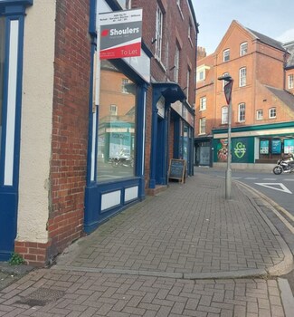 Plus de détails pour 8 Burton St, Melton Mowbray - Local commercial à louer