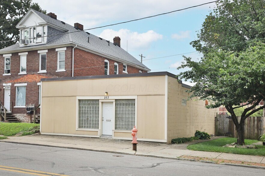 253 Chittenden Ave, Columbus, OH à vendre - Photo de l’immeuble – Image 3 sur 20