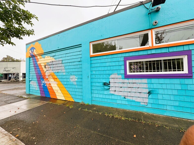 5522 SE Foster Rd, Portland, OR à vendre - Photo de l’immeuble – Image 2 sur 10
