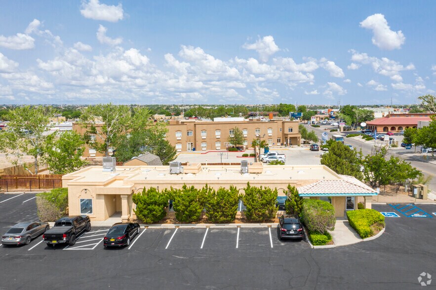 4120 Barbara Loop, Rio Rancho, NM à vendre - Photo de l’immeuble – Image 3 sur 4