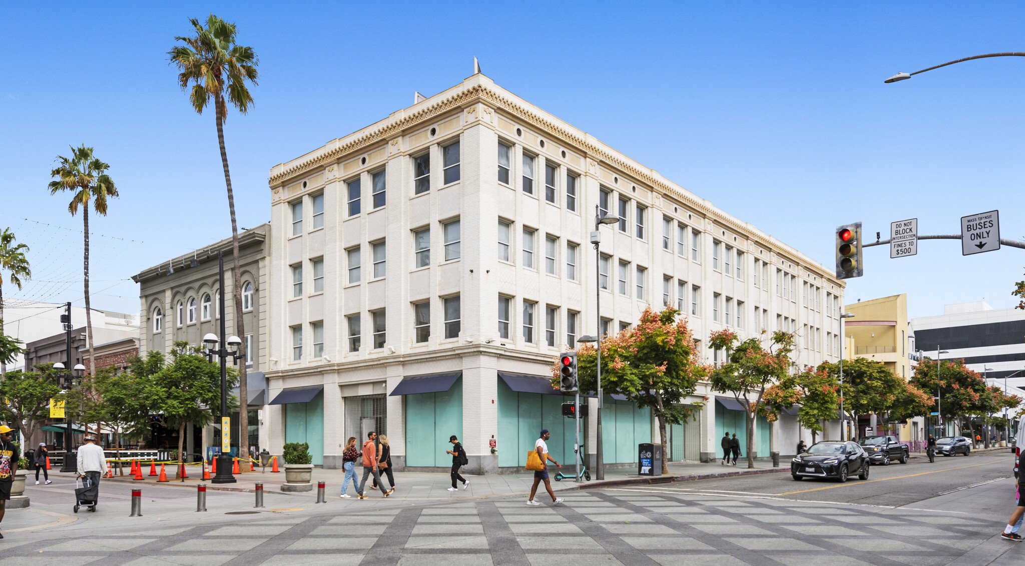 1355 3rd Street Promenade, Santa Monica, CA à louer Photo de l’immeuble– Image 1 sur 12