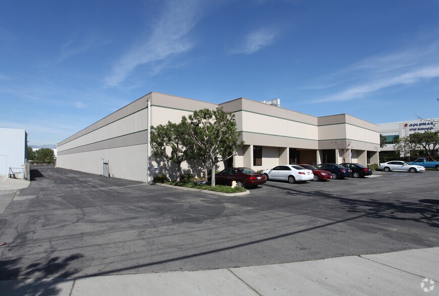17721 E Railroad St, City Of Industry, CA à louer - Photo de l’immeuble – Image 3 sur 29