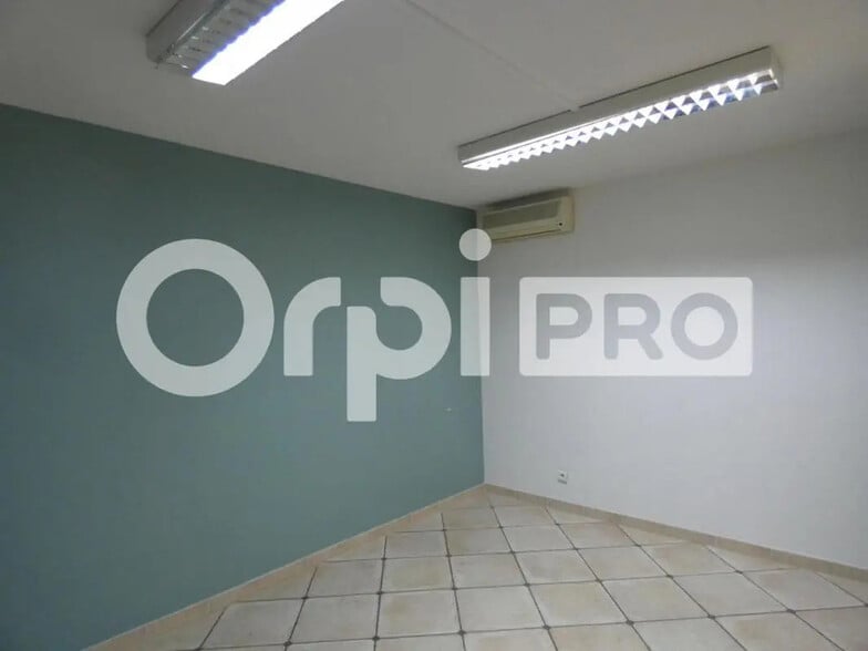 Bureau dans Manosque à louer - Photo intérieure – Image 3 sur 12