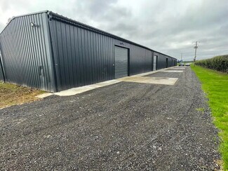 Plus de détails pour Local d'activités à louer