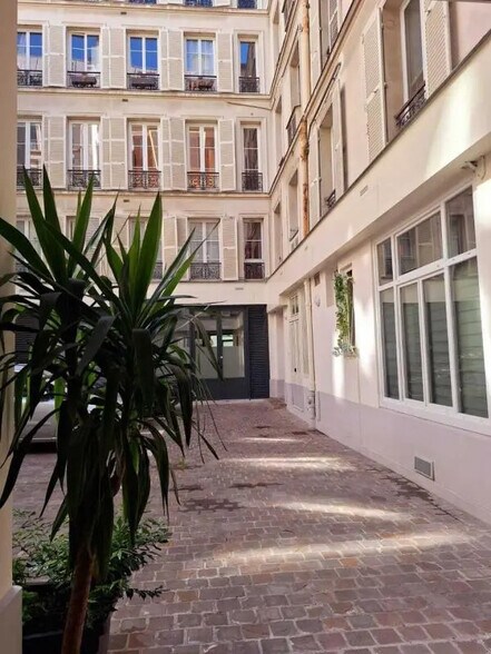 Bureau dans Paris à louer - Photo de l’immeuble – Image 3 sur 9