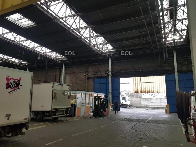 Industriel/Logistique dans Argenteuil à vendre - Photo de l’immeuble – Image 2 sur 8