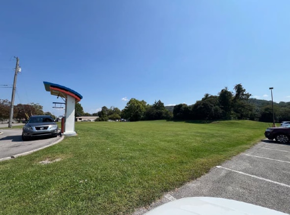465 Oak Ridge Tpke, Oak Ridge, TN à louer Photo principale– Image 1 sur 4