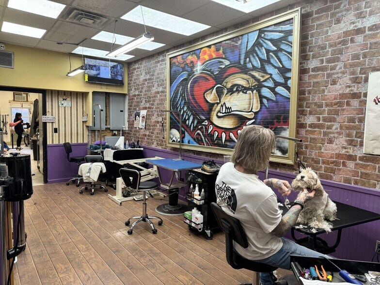 1 Covert Ave, Floral Park, NY à vendre - Photo intérieure – Image 3 sur 11