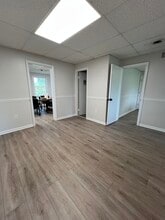 2972-2976 Penwick Ln, Dunkirk, MD à louer Photo intérieure– Image 1 sur 3