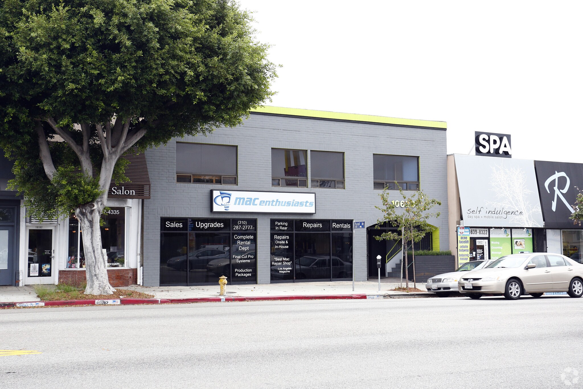 10600 W Pico Blvd, Los Angeles, CA à louer Photo de l’immeuble– Image 1 sur 6