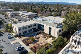975 S California Ave, Palo Alto, CA - VUE AÉRIENNE  vue de carte