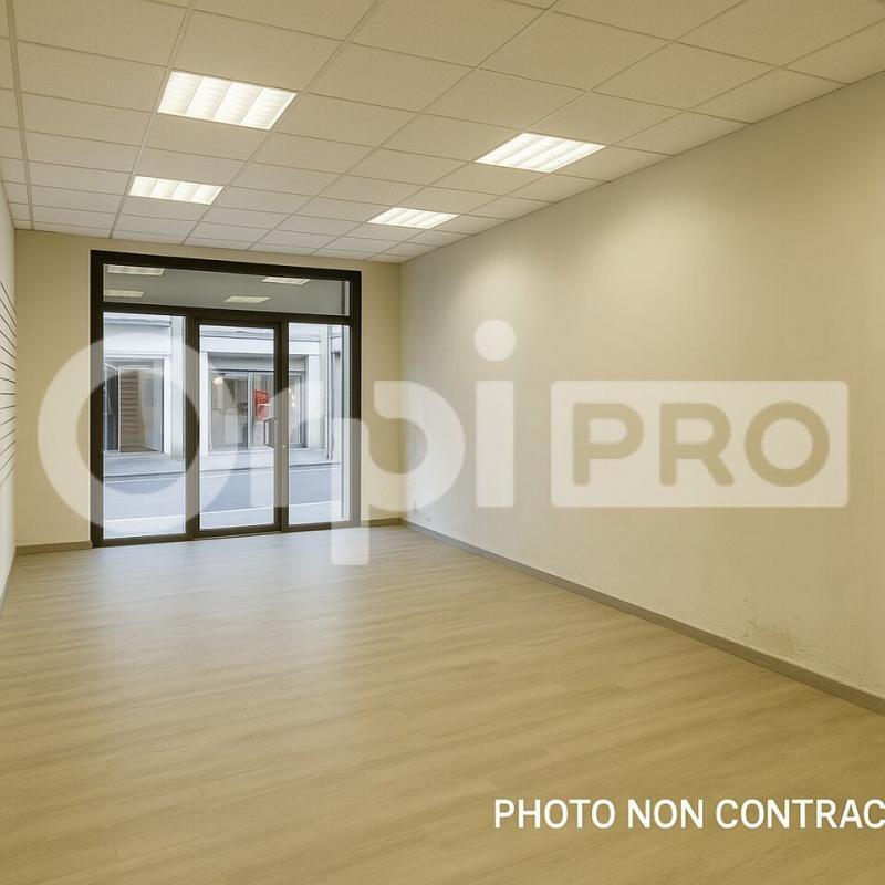 Local commercial dans Montluçon à louer Photo intérieure– Image 1 sur 2