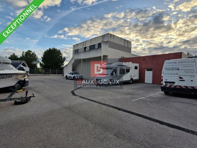 Local d’activités dans Fos-sur-Mer à louer - Photo de l’immeuble – Image 3 sur 11
