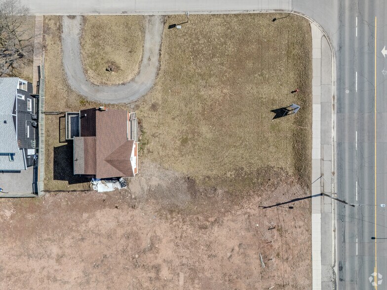 205 Hwy 8, Hamilton, ON à vendre - Aérien – Image 2 sur 2