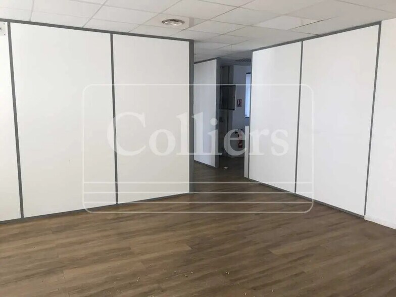 Bureau dans Marseille à louer - Photo de l’immeuble – Image 2 sur 10