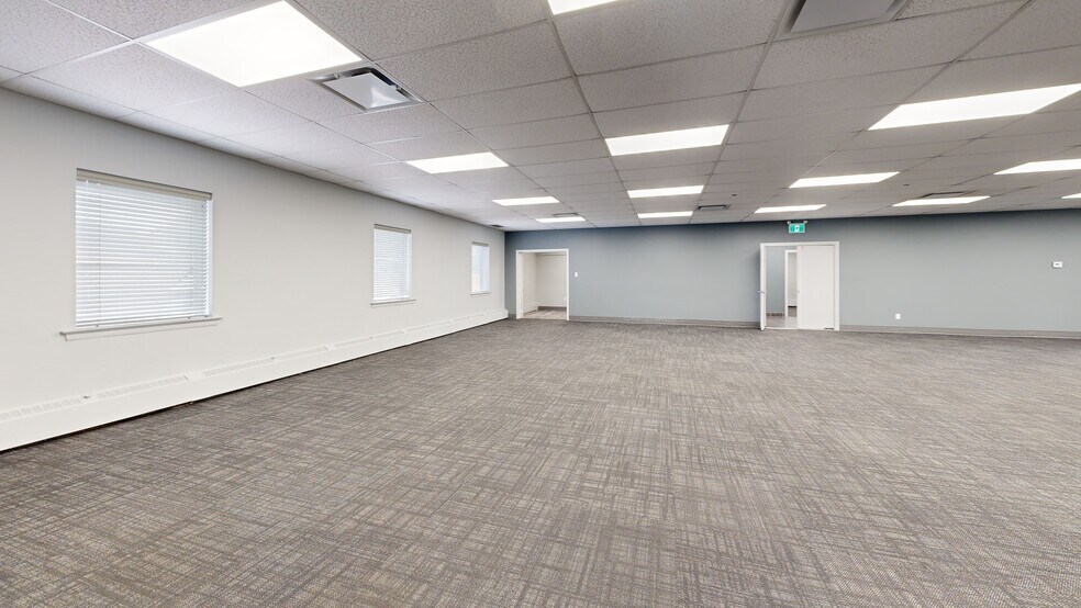 340-390 Saskatoon St, London, ON à louer - Numérisation 3D Matterport – Image 1 sur 25