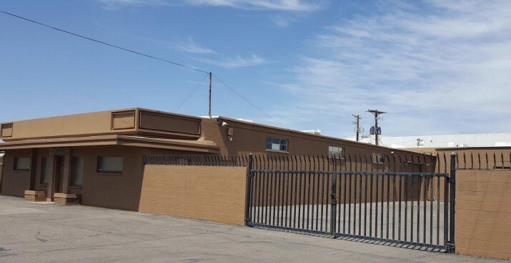 4009 N 39th Ave, Phoenix, AZ à louer - Photo de l’immeuble – Image 2 sur 6
