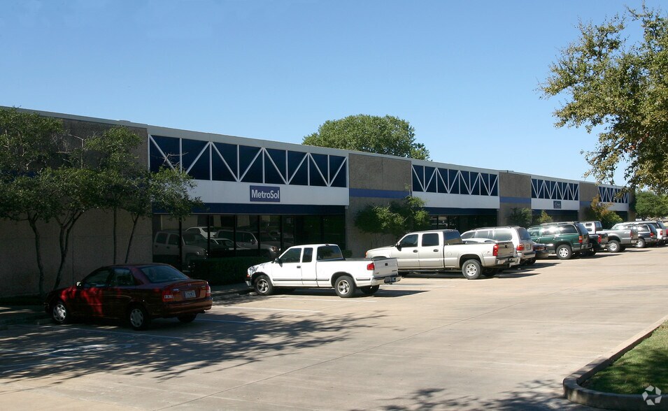 2101 Donley Dr, Austin, TX à louer - Photo de l’immeuble – Image 3 sur 5