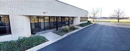 1275 W Roosevelt Rd, West Chicago, IL à louer Photo de l’immeuble– Image 2 sur 11