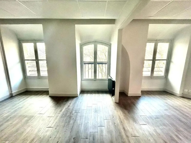 Bureau dans Bordeaux à louer - Photo intérieure – Image 1 sur 5