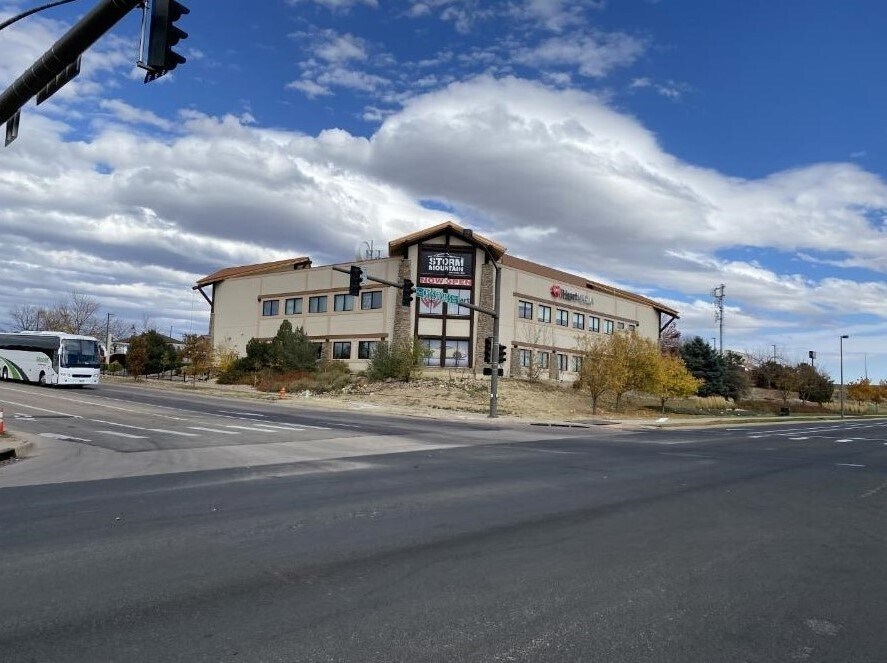 4270 Byrd Dr, Loveland, CO à vendre Photo principale– Image 1 sur 9