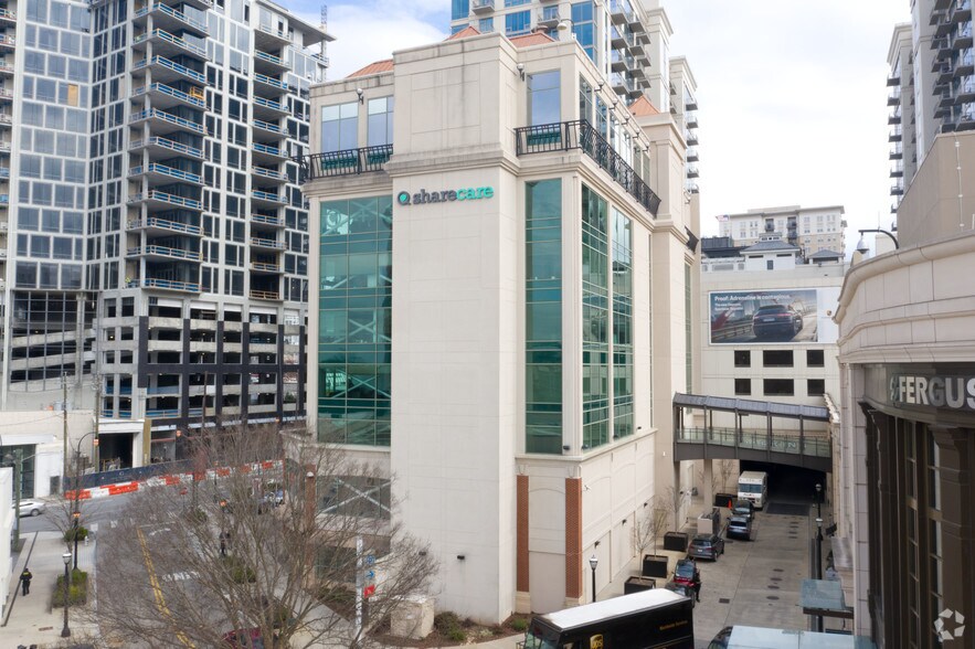 255 E Paces Ferry Rd Ne, Atlanta, GA à louer - Photo de l’immeuble – Image 3 sur 7