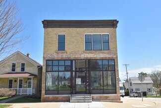Plus de détails pour 700 N Wisconsin St, Port Washington, WI - Bureau/Local commercial à louer