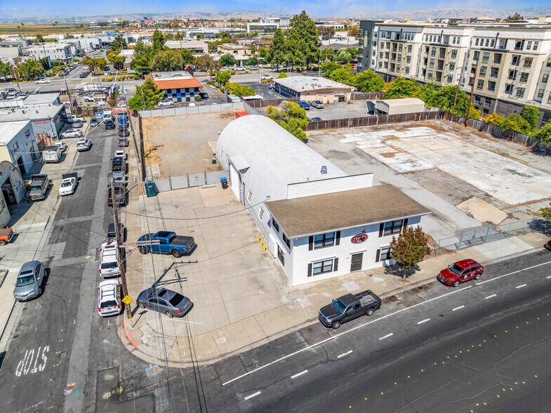 65 Winslow St, Redwood City, CA à vendre - Photo de l’immeuble – Image 2 sur 27