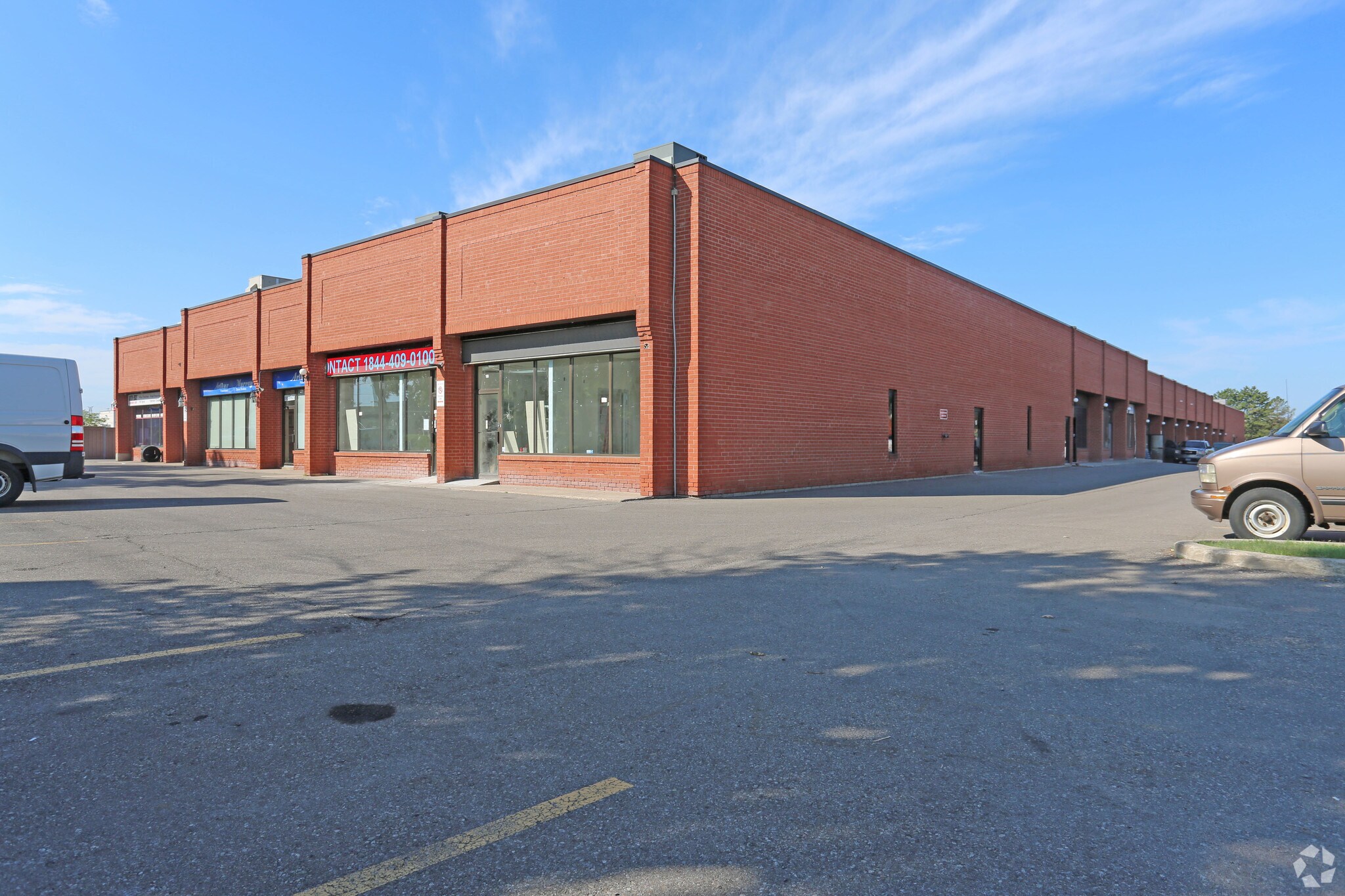 180 Winges Rd, Vaughan, ON à louer Photo principale– Image 1 sur 7
