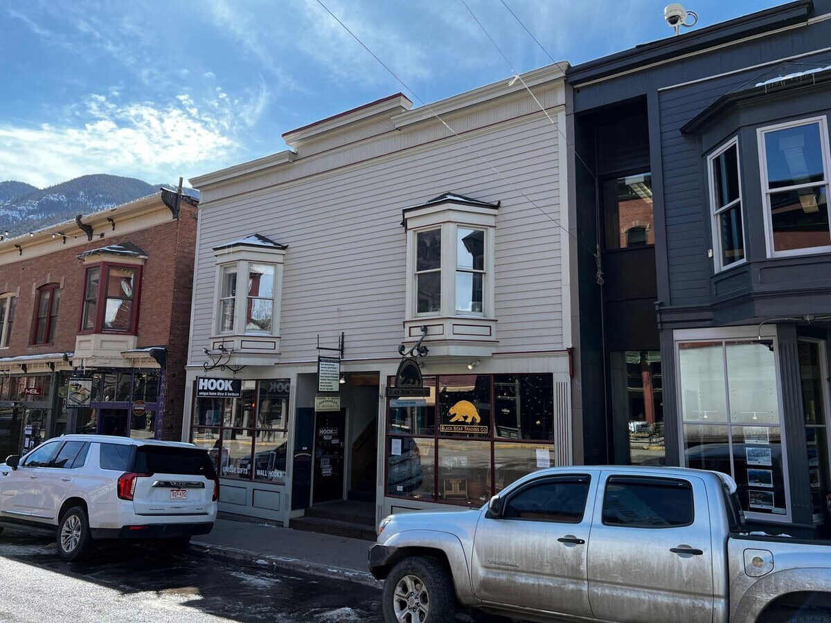 View Photo