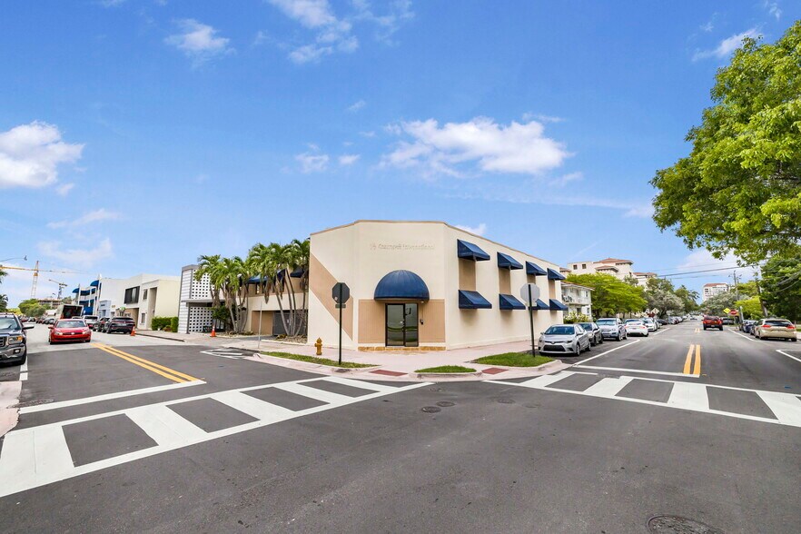 101 Madeira Ave, Coral Gables, FL à vendre - Photo de l’immeuble – Image 1 sur 16
