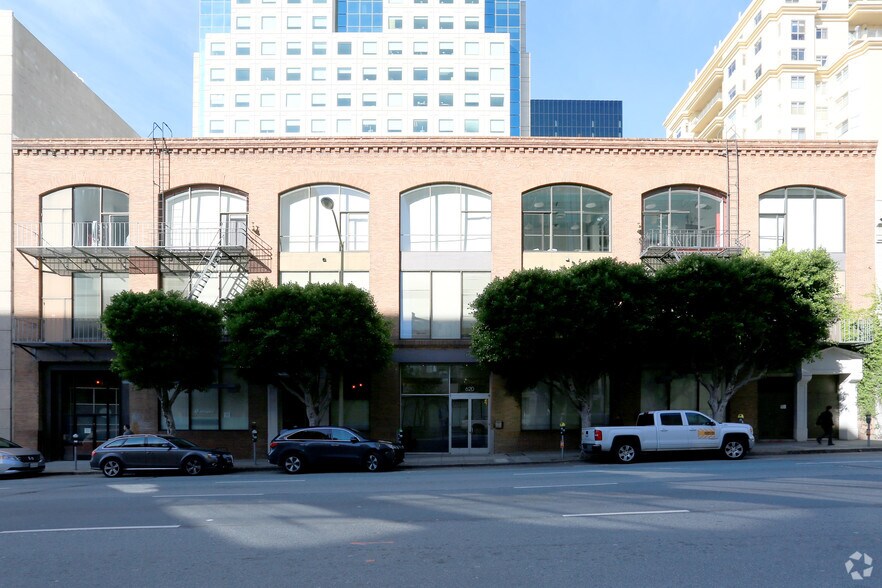 620 Folsom St, San Francisco, CA à louer - Photo de l’immeuble – Image 2 sur 3