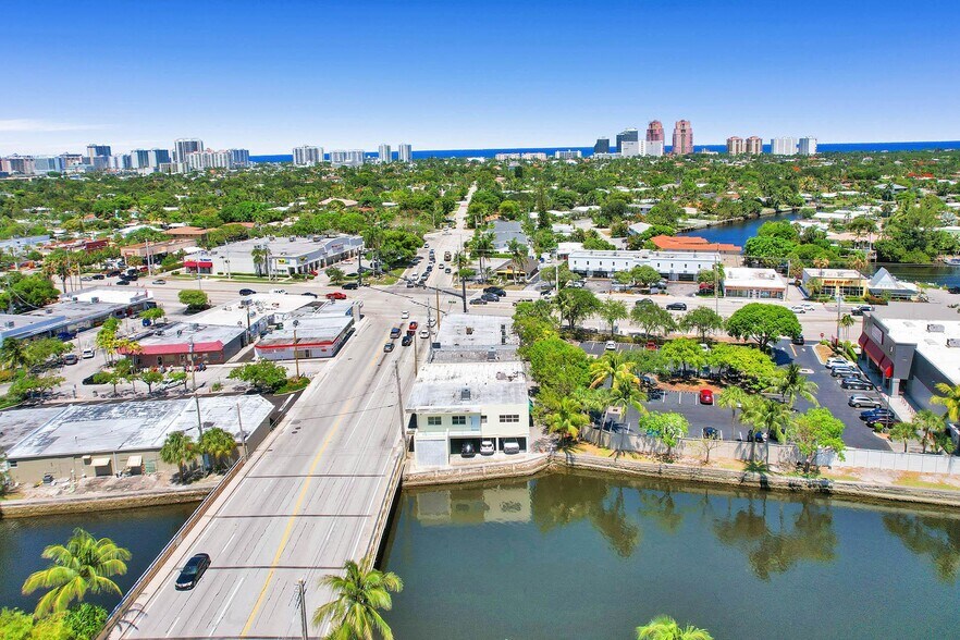 2208 NE 26th St, Fort Lauderdale, FL à vendre - Photo de l’immeuble – Image 3 sur 11