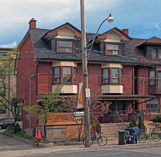 Plus de détails pour 356 Dupont St, Toronto, ON - Bureau à vendre