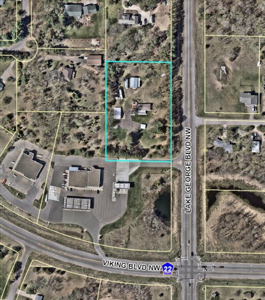 19400 Lake George Blvd, Oak Grove, MN à vendre - Photo de l’immeuble – Image 2 sur 2