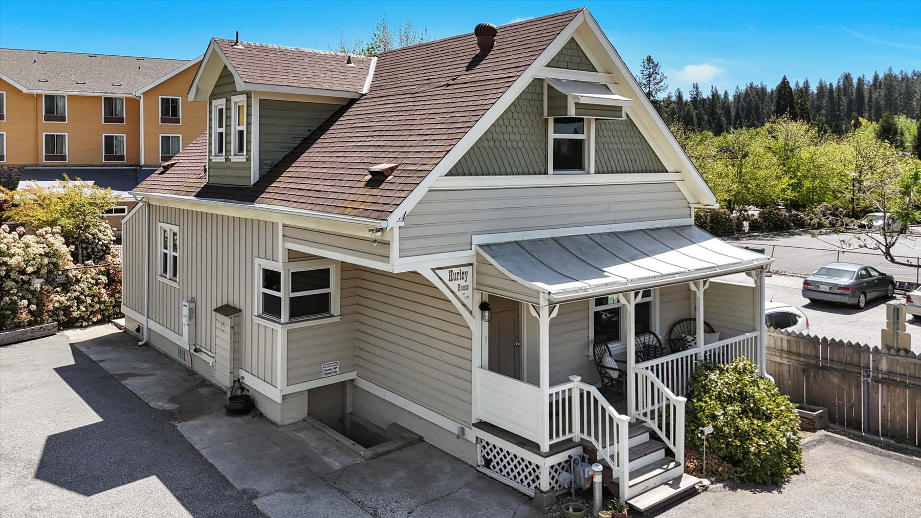 147 S Auburn St, Grass Valley, CA à vendre Photo de l’immeuble– Image 1 sur 28