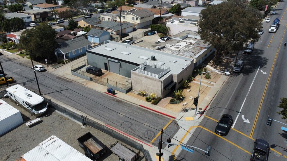 2301 Orange Ave, Signal Hill, CA à vendre - Photo principale – Image 1 sur 7