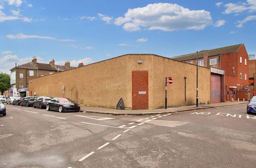 30 Union Rd, Croydon à vendre - Photo de l’immeuble – Image 2 sur 22